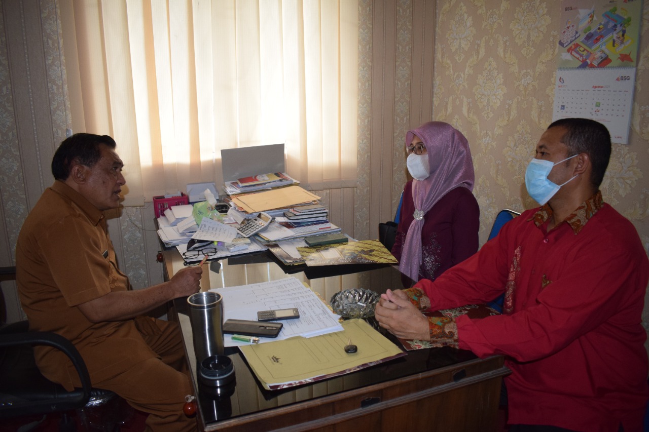 KEMBALI SAMBANGI KESBANGPOL KOTA GORONTALO, LISMAWY  LAYANGKAN SURAT IZIN KEGIATAN SKPP