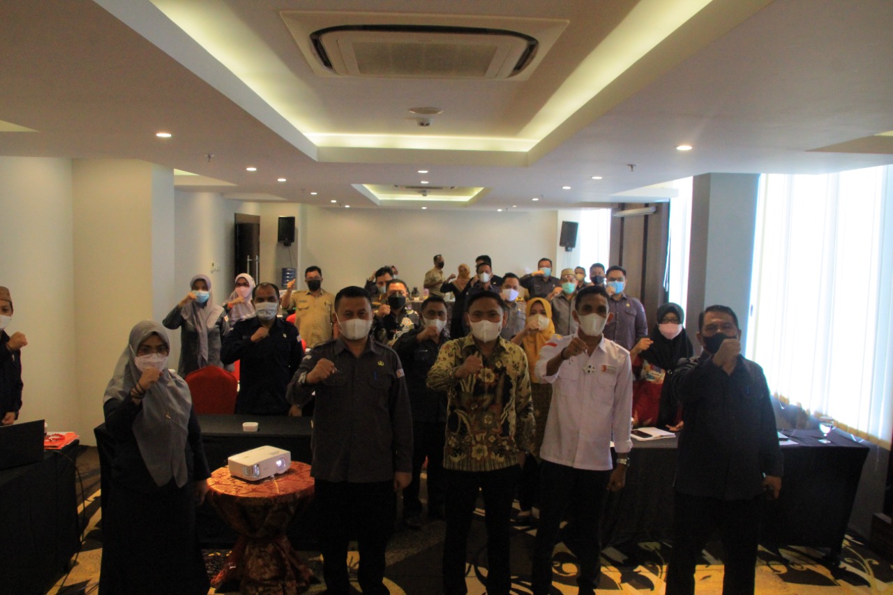 BANGUN ZONA INTEGRITAS MELALUI PENCEGAHAN DAN PENCANANGAN, BAWASLU KOTA GORONTALO HADIRI SOSIALISASI ANTIKORUPSI