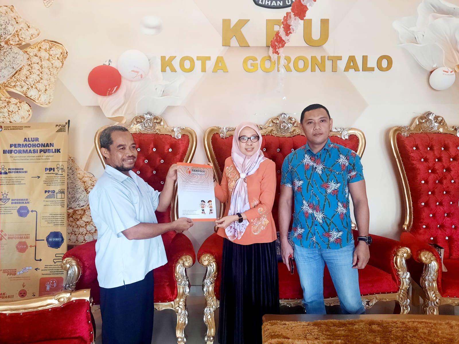 113 Nama Dicatut, Bawaslu Kota Gorontalo Sampaikan Aduan Masyarakat Ke KPU Kota Gorontalo