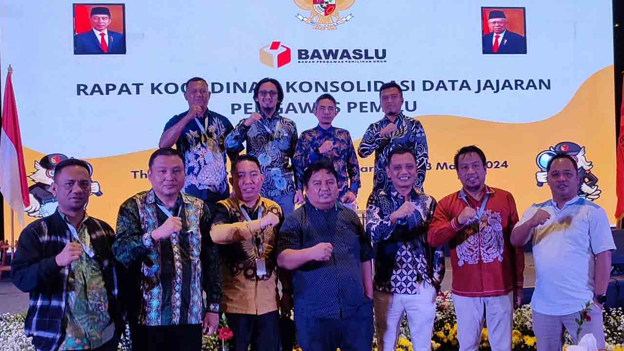 Berny Pakaja hadiri Kegiatan Konsolidasi Data Jajaran Pengawas Pemilu