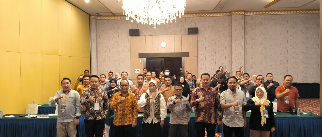 Bawaslu Kota Gorontalo saat mengikuti pembukaan Pelatihan Pengawasan Tahapan Pemilihan Kepala Daerah Serentak Tahun 2024 yang dilaksanakan oleh Bawaslu Provinsi Gorontalo bertempat di Grand Q Hotel Kota Gorontalo pada Sabtu (3/8)