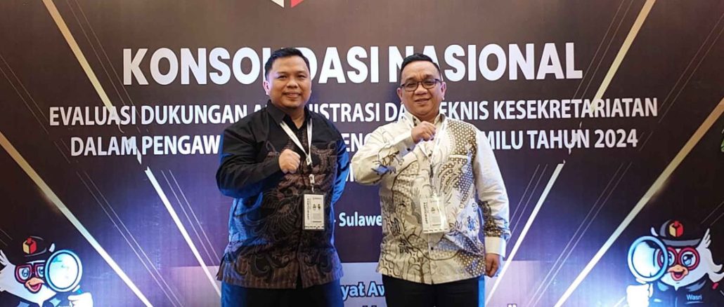 Ketua Bawaslu Kota Gorontalo Sukrin Saleh Taib didampingi pelaksana teknis administrasi Moh. Safnir Bobihu hadiri konsolidasi Nasional evaluasi dukungan administrasi dan teknis kesekretariatan yang diselenggarakan Bawaslu RI bertempat di Hotel Claro Makassar Sulawesi Selatan, Senin (12/8/2024)