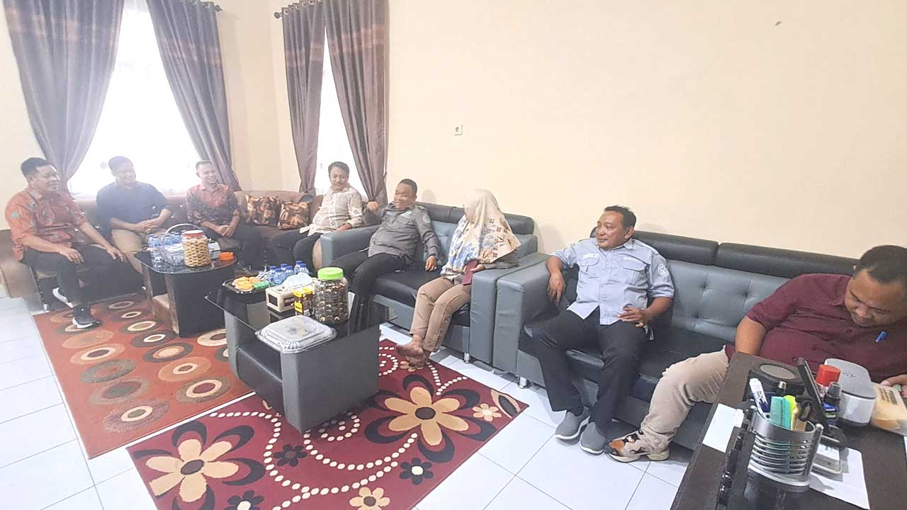 Sambut Baik Audiensi KPU. Sukrin Sampaikan Sinergitas Lembaga Hadapi Tahapan Pilkada