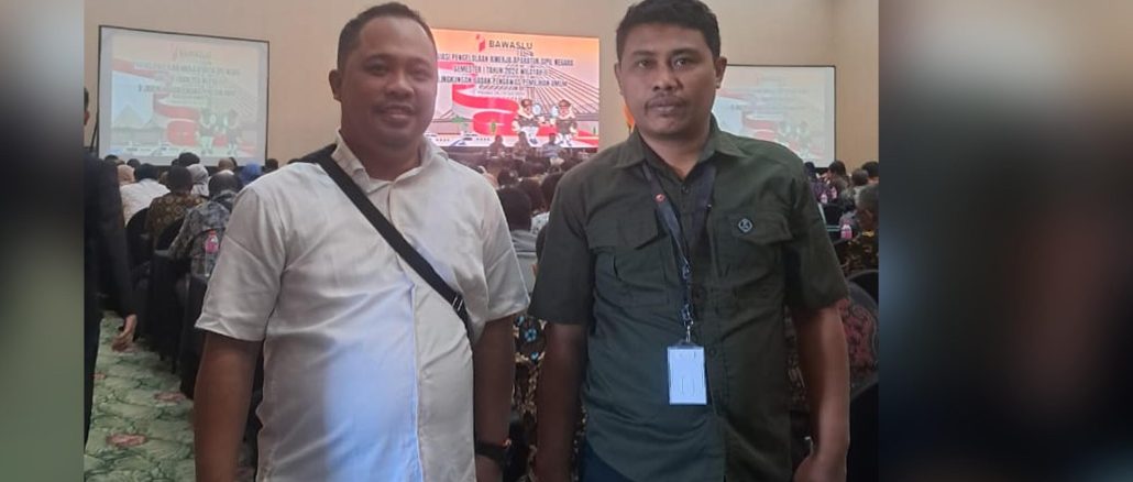 Koordinator Sekretariat Bawaslu Kota Gorontalo Berny Pakaja didampingi staf Sekretariat Bobby Saipi hadiri kegiatan evaluasi pengelolaan kinerja Aparatur Sipil Negara (ASN) Semester I Tahun 2024 wilayah II di lingkungan Badan Pengawas Pemilihan Umum dari tanggal 29 s/d 31 Juli 2024 bertempat Sintesa Peninsula Hotel Manado