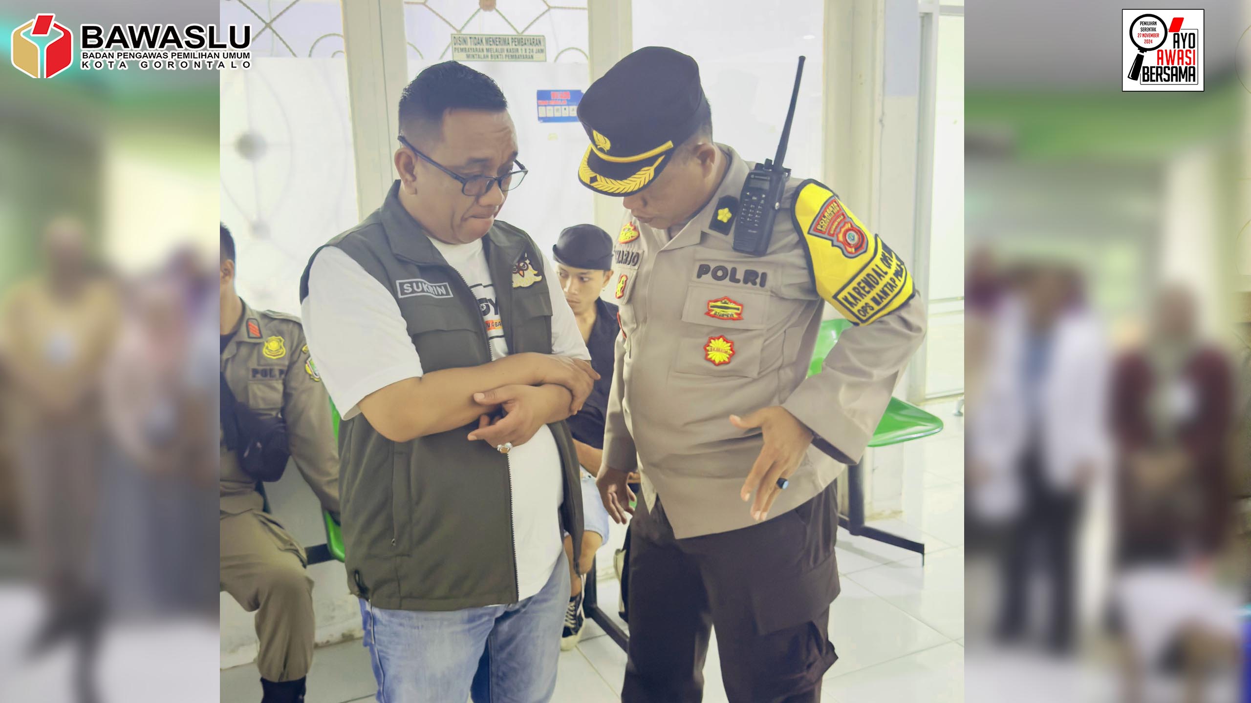 Ketua Bawaslu Kota Gorontalo Sukrin Saleh Taib saat melakukan koordinasi bersama unsur kepolisian terhadap tahapan pemeriksaan kesehatan bagi Pasangan Calon kepala daerah bertempat di R.S Aloe Saboe, Minggu (1/9/2024)