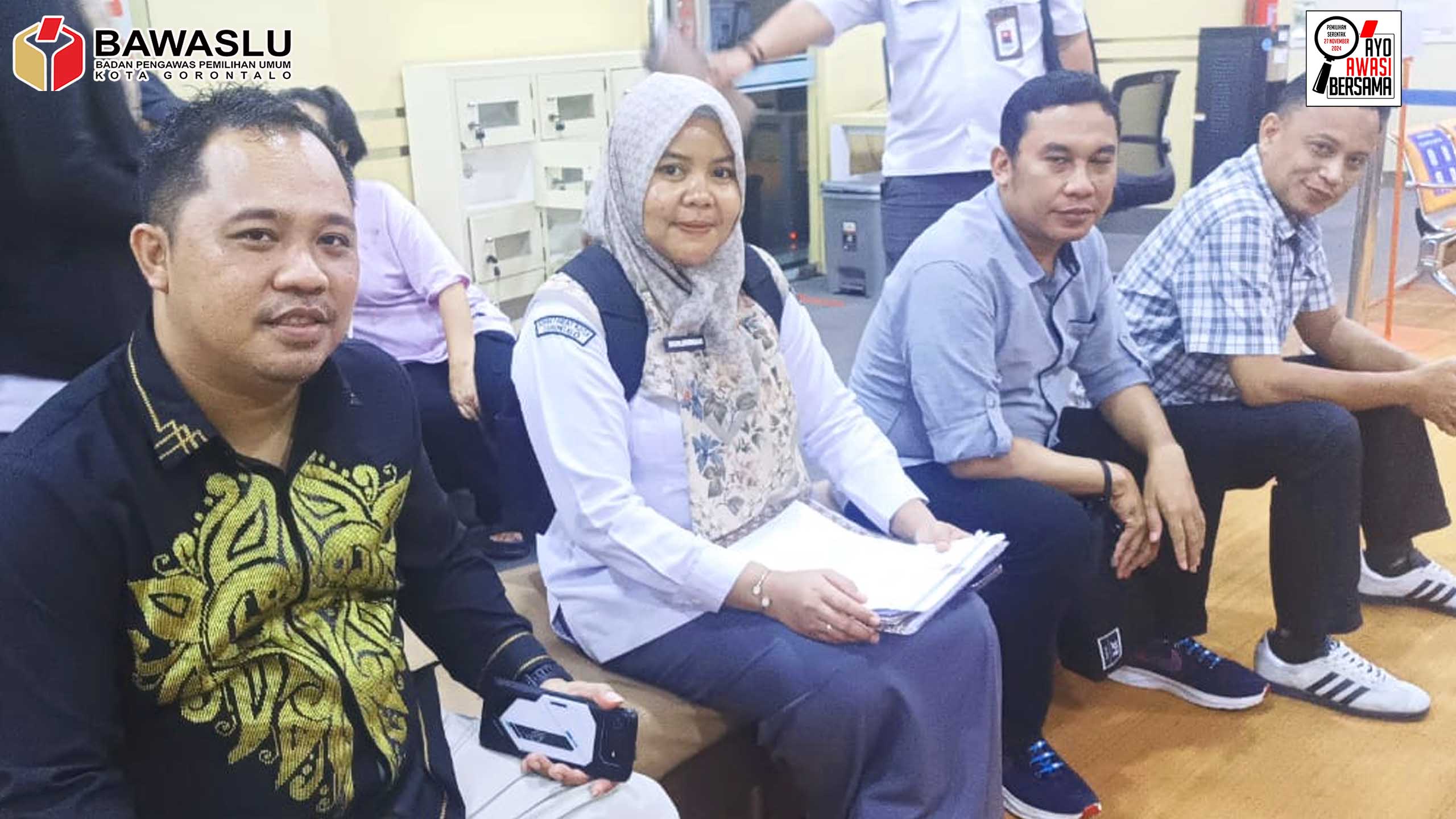 koordinator Sekretariat Bawaslu Kota Gorontao Berny Pakaja saat melakukan proses klarifikasi ijazah bapaslon di Jakarta yang dilakukan oleh KPU Kota Gorontalo pada Senin (2/9/2024)