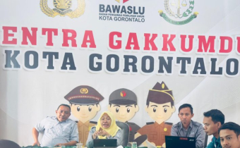 Bawaslu Kota Gorontalo gelar rapat evaluasi hasil pengawasan tahapan pemutakhiran  data dan Penyusunan daftar Pemilih sub tahapan Pencocokan dan Penelitian (Coklit) bertempat di Kantor Bawaslu Kota Gorontalo pada Selasa (23/7)
