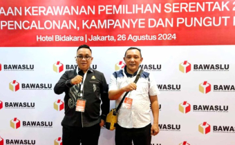 Ketua dan Anggota Bawaslu Kota Gorontalo Sukrin Saleh Taib dan Erman Katili hadiri Launching Pemetaan Kerawanan Pemilihan Serentak 2024 yang mencakup tahapan pencalonan, kampanye, dan pungut hitung. Acara yang berlangsung di Hotel Bidakara, Jakarta, pada Senin (26/08/2024)
