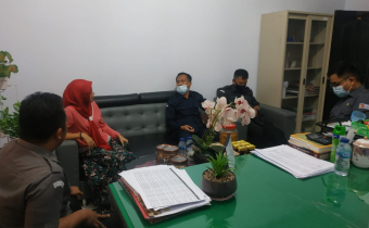KASUBAG PENGAWASAN BAWASLU PROVINSI GORONTALO CEK FINALISASI PENDAFTAR SKPP BAWASLU KOTA GORONTALO