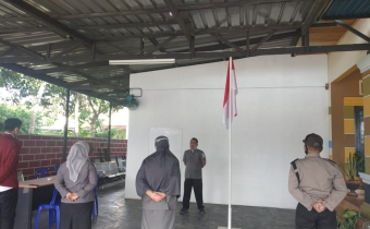 WORK FROM HOME KEMBALI DITERAPKAN KOORDINATOR SEKRETARIAT BAWASLU KOTA GORONTALO