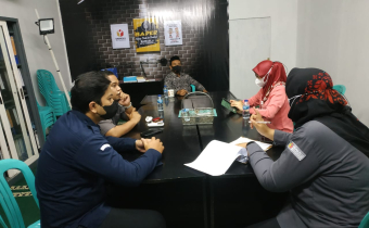 TIM PENANGANAN PELANGGARAAN BAWASLU PROVINSI GORONTALO LAKUKAN PENGECEKAN TERHADAP ADMINISTRASI BARANG DUGAAN PELANGGARAN