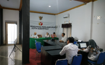 Kembali Bawaslu Kota Gorontalo Lakukan Rapat Finalisasi Laporan Hukum, Humas, Datin