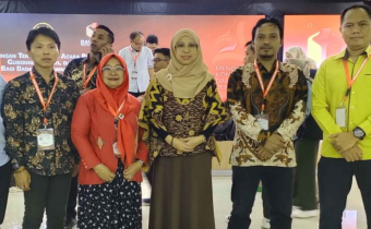 Anggota Bawaslu Kota Gorontalo Herlina Antu (Jilbab Merah) Bersama Anggota Bawaslu Provinsi Gorontalo dan Anggota Bawaslu Kabupaten/Kota se-Provinsi Gorontalo saat mengikuti kegiatan bimbingan teknis acara perselisihan hasil pemilihan Gubernur dan Wakil Gubernur, Bupati dan Wakil Bupati serta Walikota dan Wakil Walikota Tahun 2024 bertempat di Bogor Jawa barat