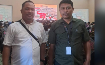 Koordinator Sekretariat Bawaslu Kota Gorontalo Berny Pakaja didampingi staf Sekretariat Bobby Saipi hadiri kegiatan evaluasi pengelolaan kinerja Aparatur Sipil Negara (ASN) Semester I Tahun 2024 wilayah II di lingkungan Badan Pengawas Pemilihan Umum dari tanggal 29 s/d 31 Juli 2024 bertempat Sintesa Peninsula Hotel Manado